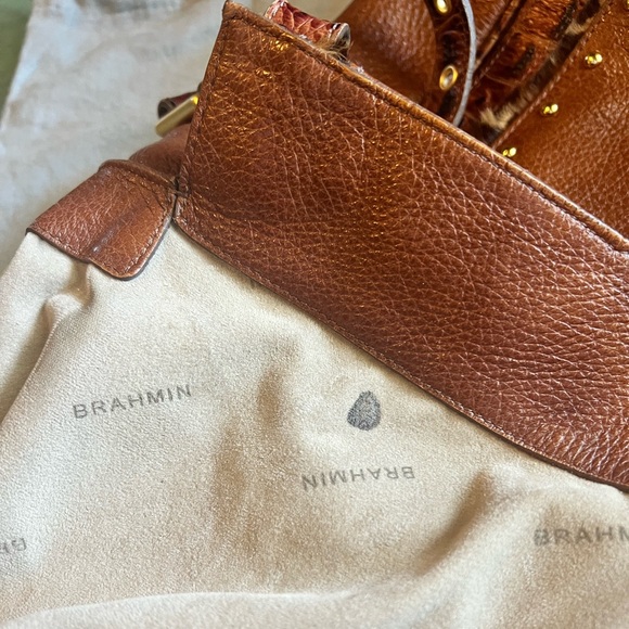 Brahmin :: Brown Croc and Leather Purse - Picture 15 of 15